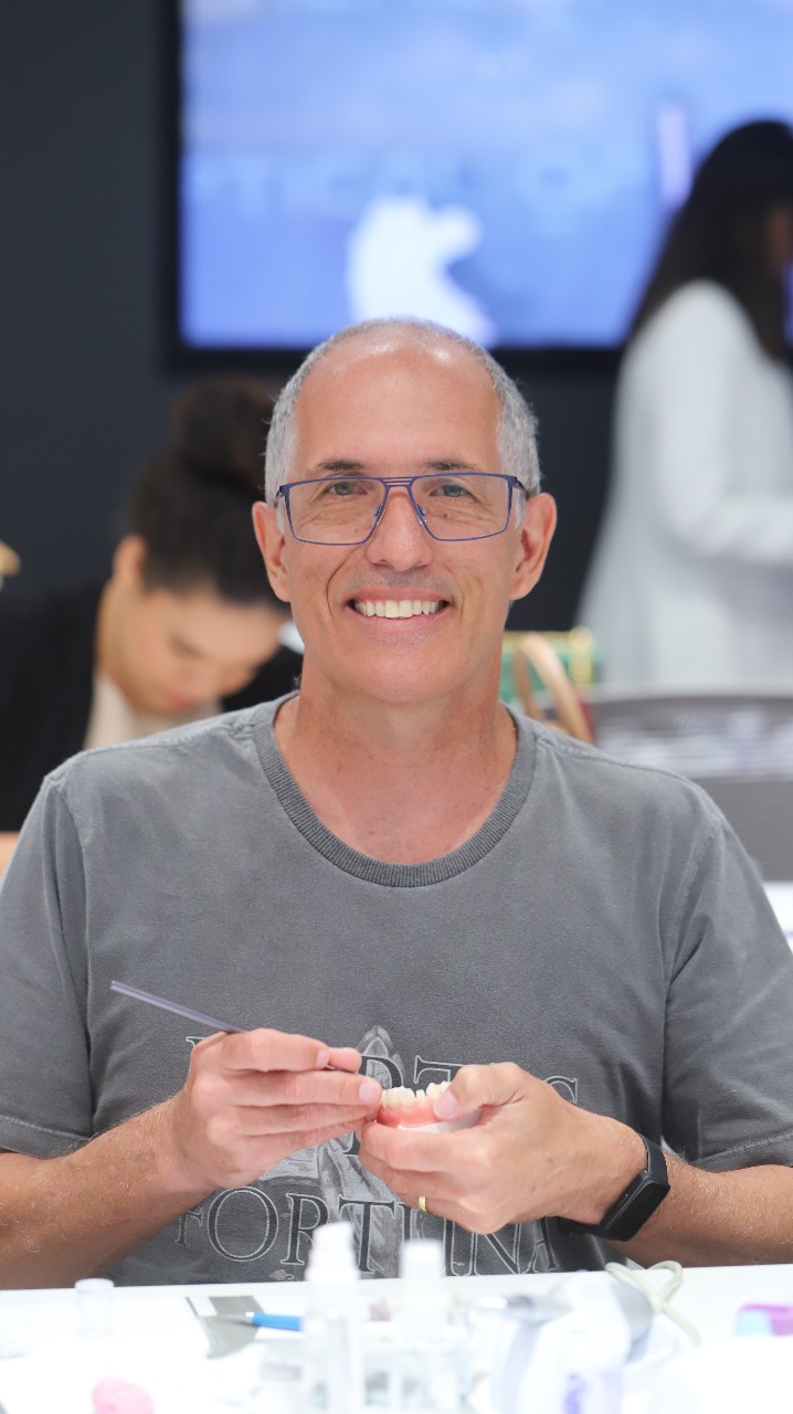 Dr. Maurício Da Rin